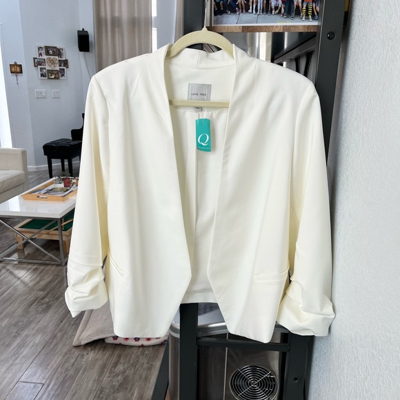 Love Tree Tops - White Blazer